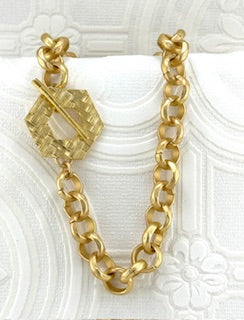 The Elizabeth Necklace