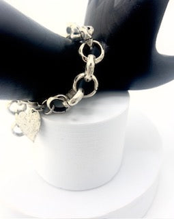 The Elizabeth Bracelet